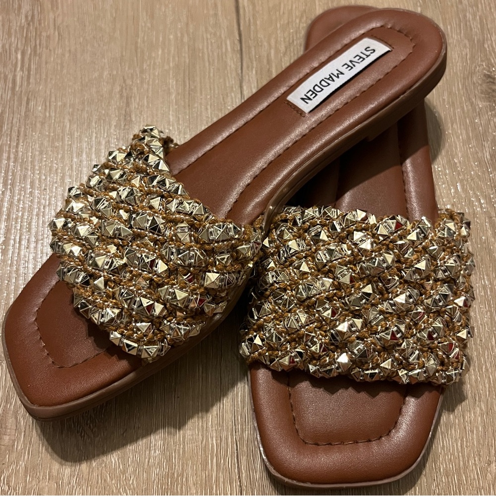 Steve Madden Flat Sandals
